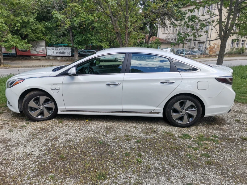 Hyundai Sonata 2.0i plugin hybrid, снимка 6 - Автомобили и джипове - 45356548