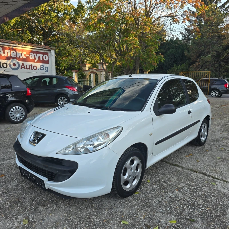 Peugeot 206 1.1i , снимка 11 - Автомобили и джипове - 47551278