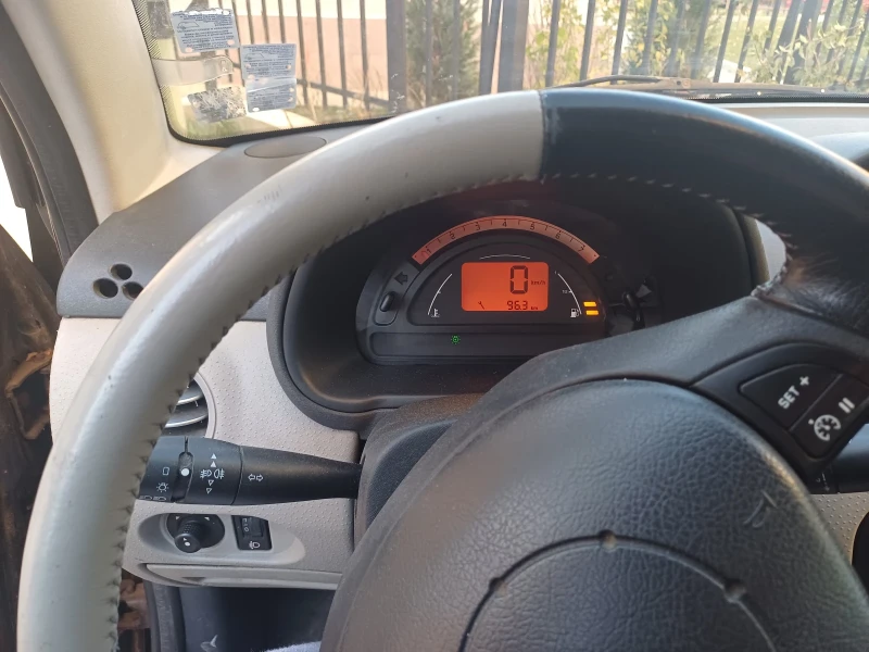 Citroen C3, снимка 11 - Автомобили и джипове - 48001911