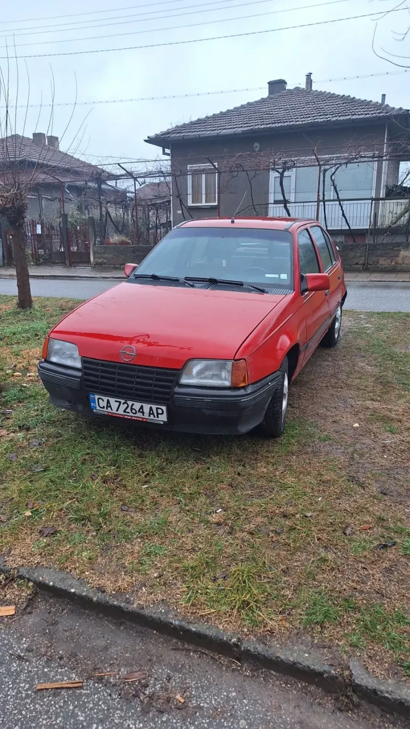 Opel Kadett 1.6, снимка 1 - Автомобили и джипове - 48204697