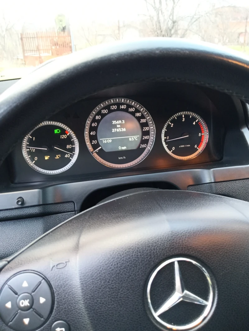 Mercedes-Benz C 200, снимка 8 - Автомобили и джипове - 48323989