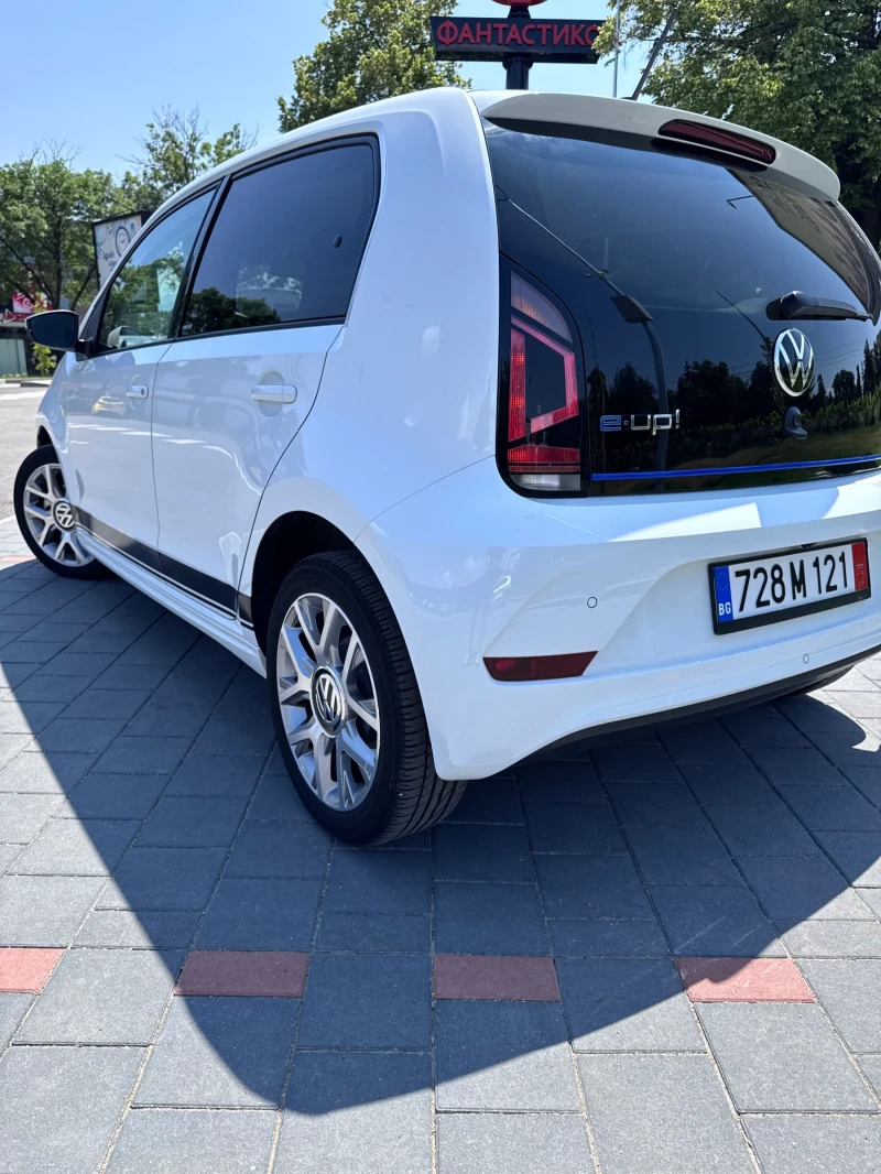 VW Up E-Up, снимка 4 - Автомобили и джипове - 52092923