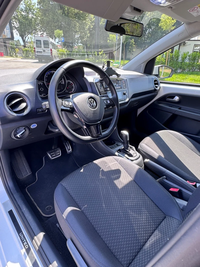 VW Up E-Up, снимка 6 - Автомобили и джипове - 52092923