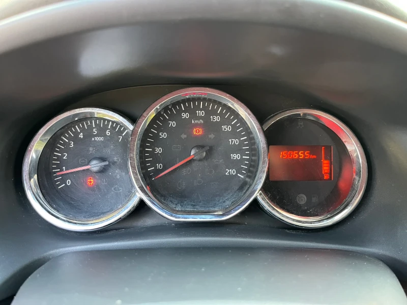 Dacia Logan 1.2 75кс, снимка 10 - Автомобили и джипове - 51171643