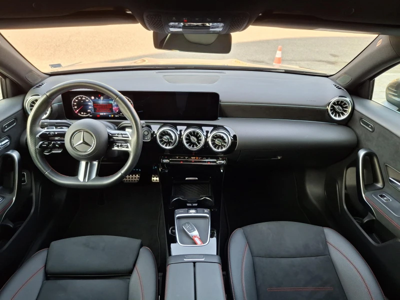 Mercedes-Benz A 180, снимка 13 - Автомобили и джипове - 51341268