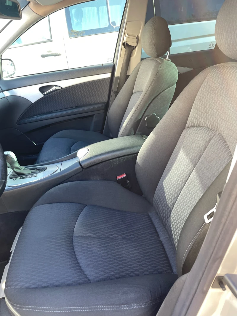 Mercedes-Benz E 270, снимка 8 - Автомобили и джипове - 52286626