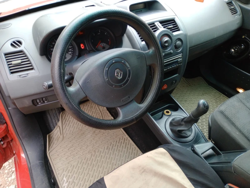 Renault Megane 1.5dci, снимка 9 - Автомобили и джипове - 52413053