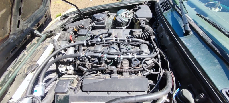 BMW 320 V8 4.4 manual, снимка 2 - Автомобили и джипове - 52472050