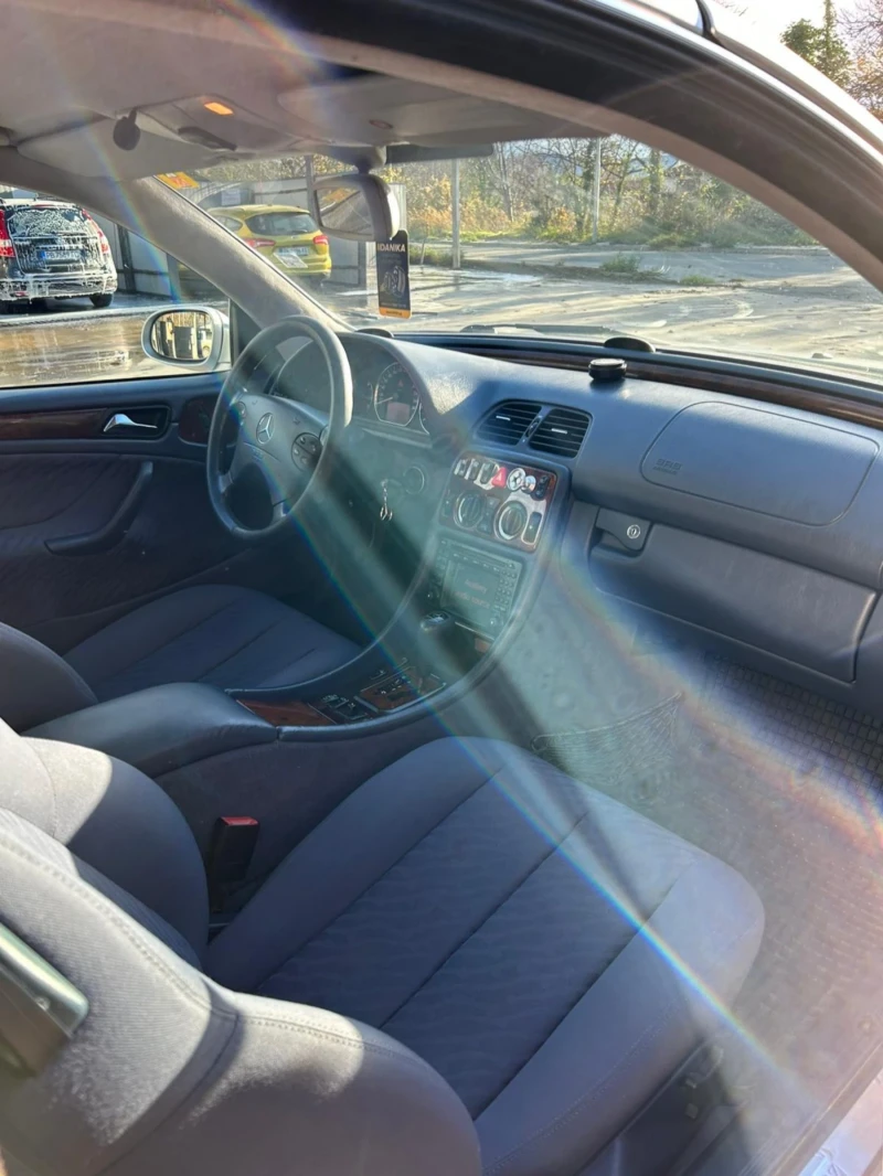 Mercedes-Benz CLK 320 V6 Sport Edition , снимка 5 - Автомобили и джипове - 52516721