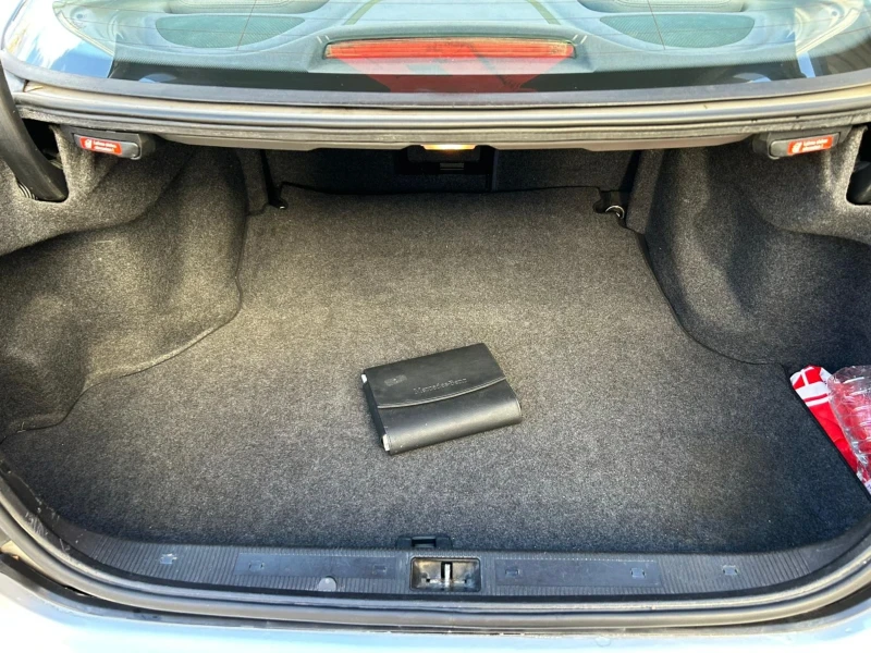 Mercedes-Benz CLK 320 V6 Sport Edition , снимка 13 - Автомобили и джипове - 52516721