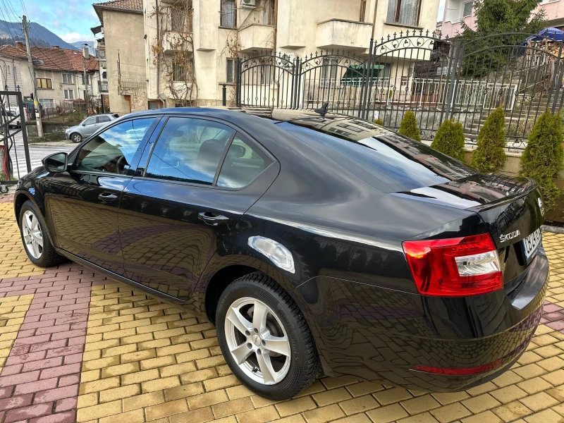 Skoda Octavia 1.6 TDI DSG, снимка 2 - Автомобили и джипове - 52820891