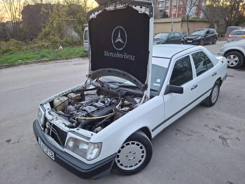 Mercedes-Benz 124 300d, снимка 2 - Автомобили и джипове - 52830990