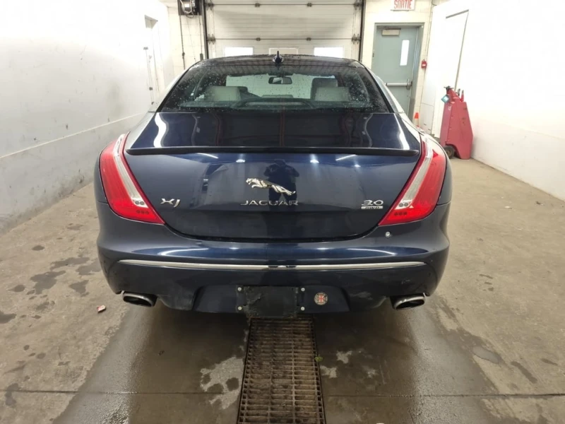 Jaguar Xj * PREMIUM LUXURY * CARFAX * ЦЕНА ДО БГ, снимка 5 - Автомобили и джипове - 53395485