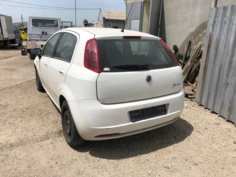 Fiat Punto 1.2i, снимка 3 - Автомобили и джипове - 28916708