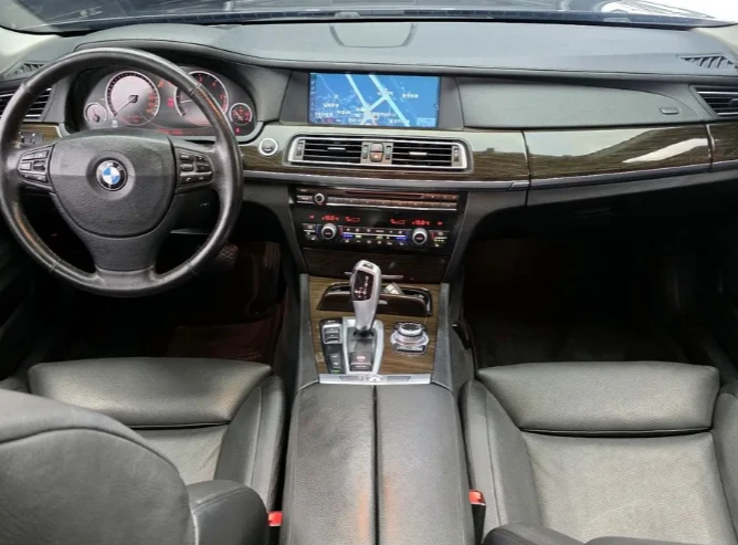 BMW 730 d - изображение 7