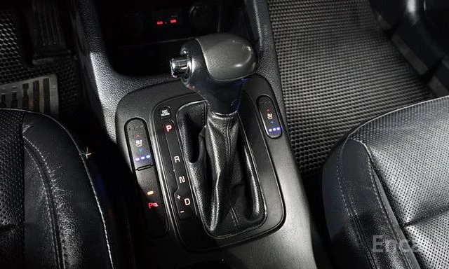 Kia K3 K3 Trendy, снимка 7 - Автомобили и джипове - 53940943