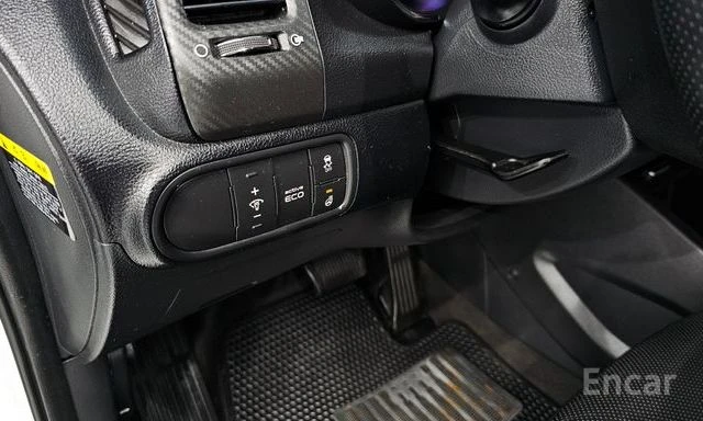 Kia K3 K3 Trendy, снимка 15 - Автомобили и джипове - 53940943