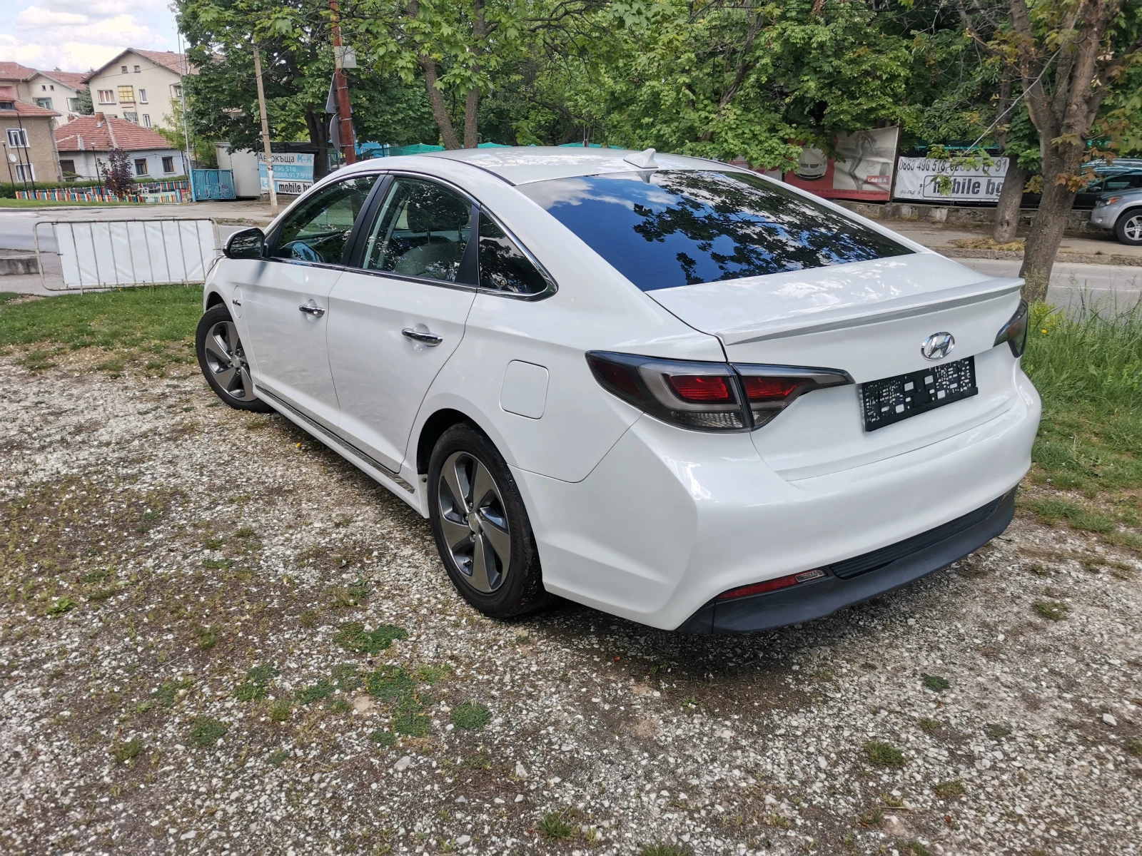 Hyundai Sonata 2.0i plugin hybrid - изображение 5