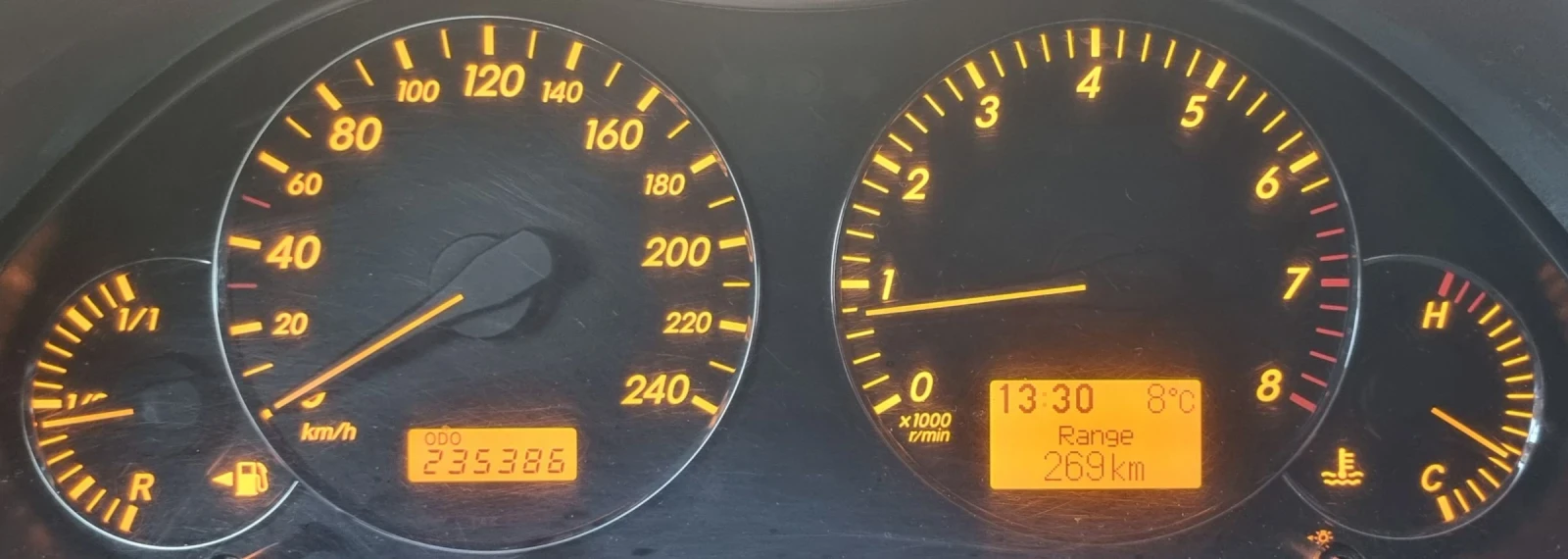 Toyota Avensis 1.8 VVT-i Фейслифт! | Mobile.bg — изображение 14