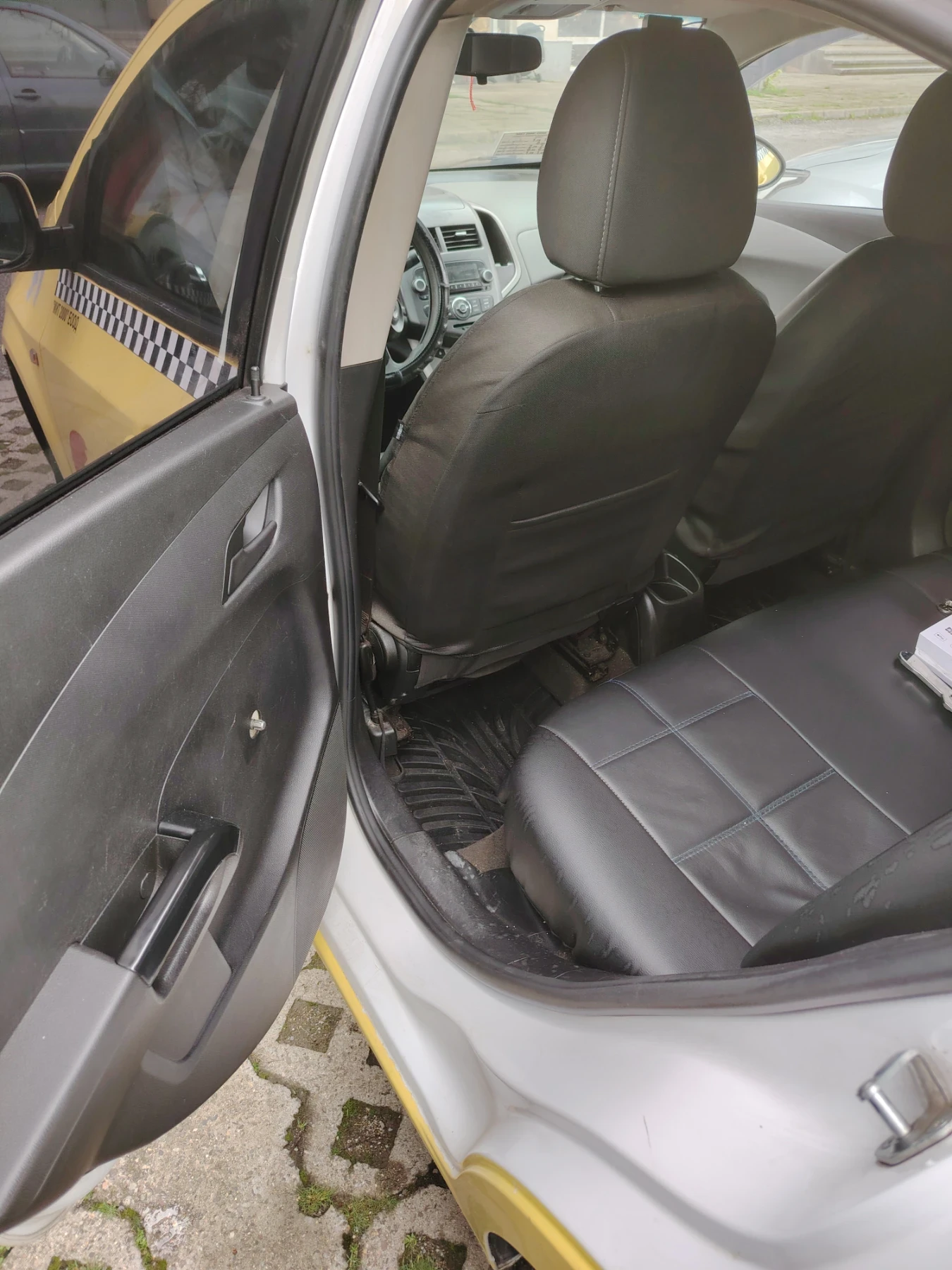 Chevrolet Aveo Седан - изображение 5