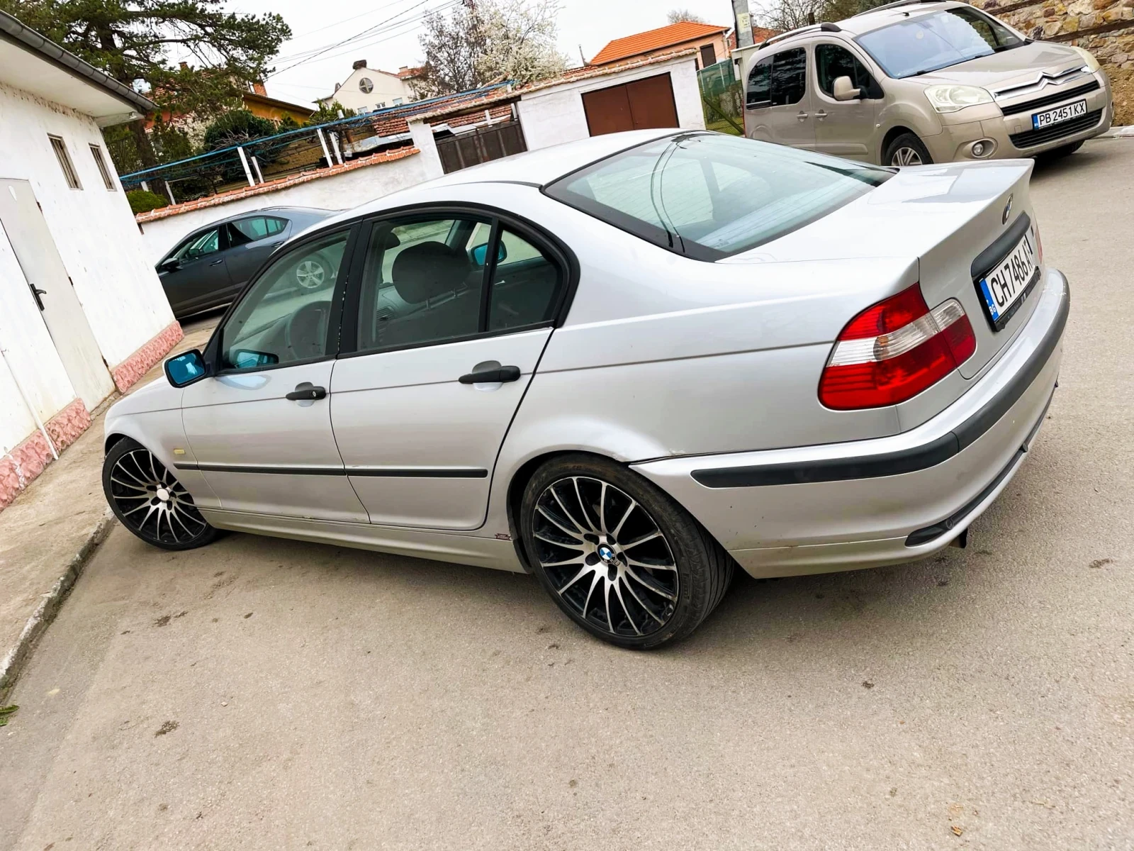 BMW 318  - изображение 6