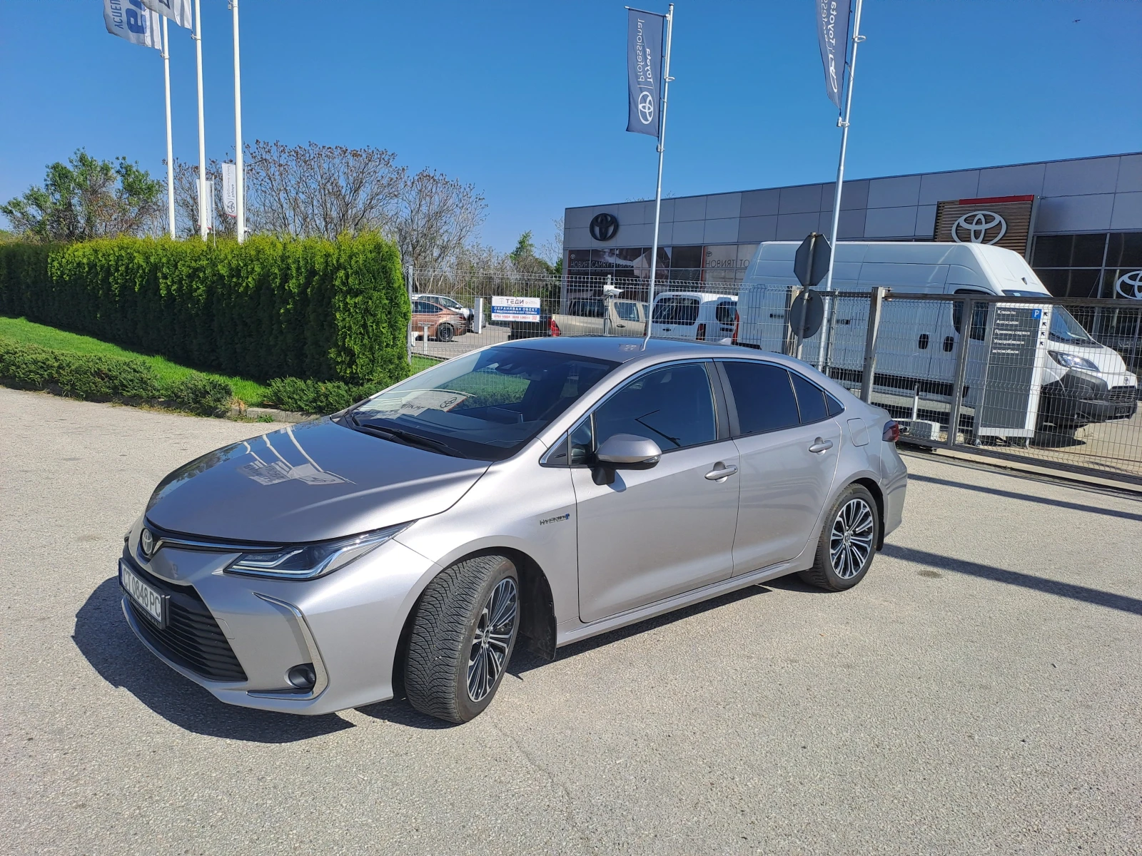 Toyota Corolla 1.8 HEV EXECUTIVE PLUS - изображение 3