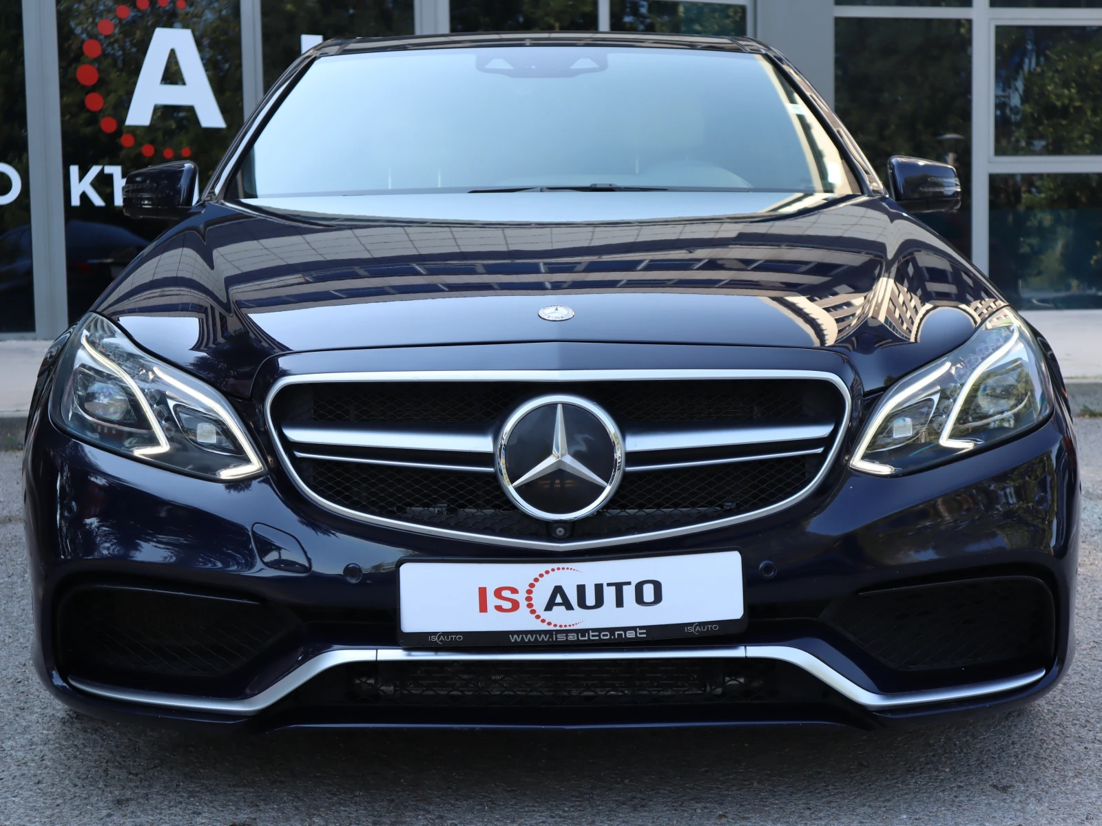 Mercedes-Benz E 63 AMG 4Matic/Dynamic/Harman Kardon/Алкантар/Обдухване - изображение 2