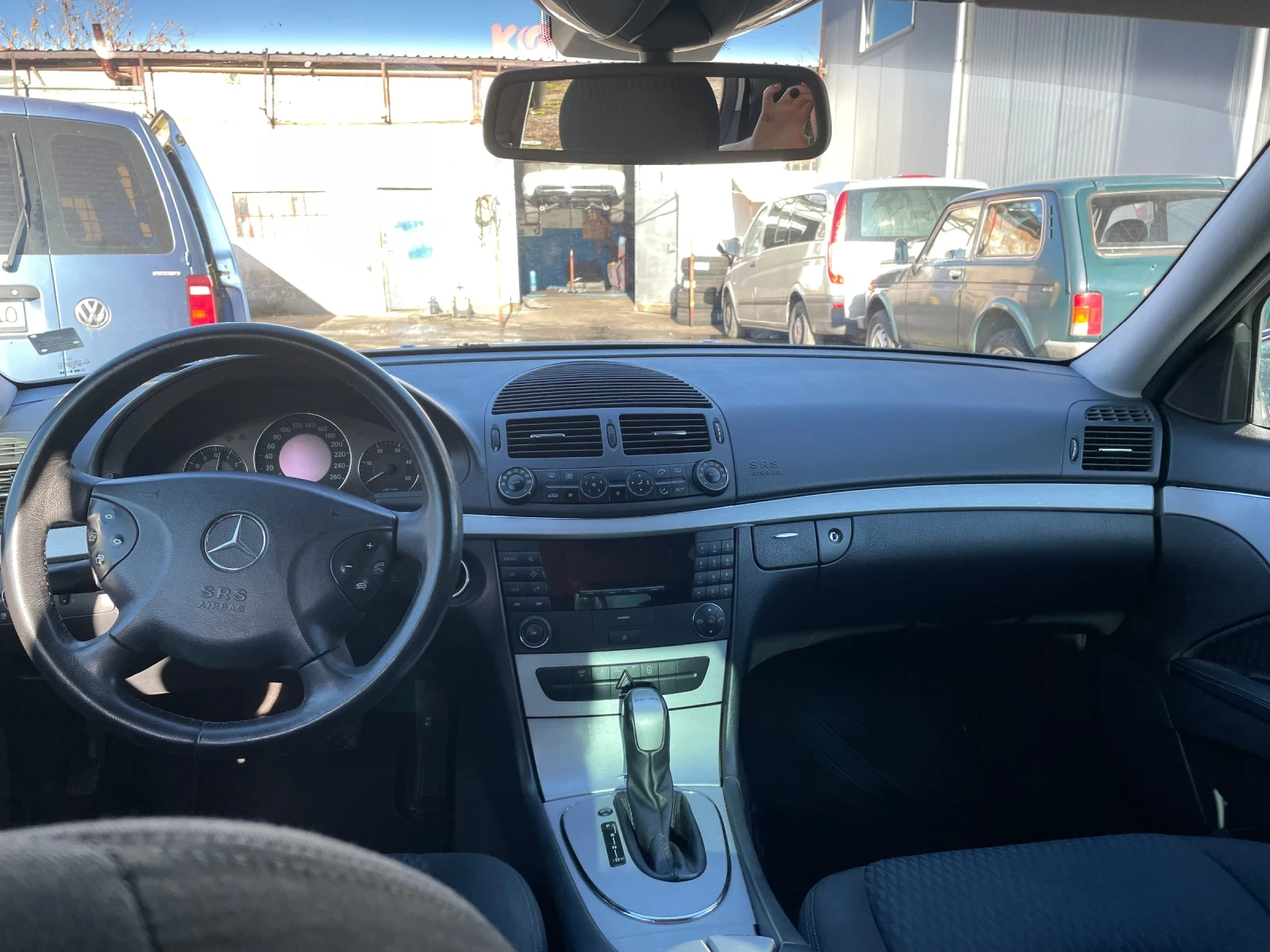 Mercedes-Benz E 270  - изображение 5