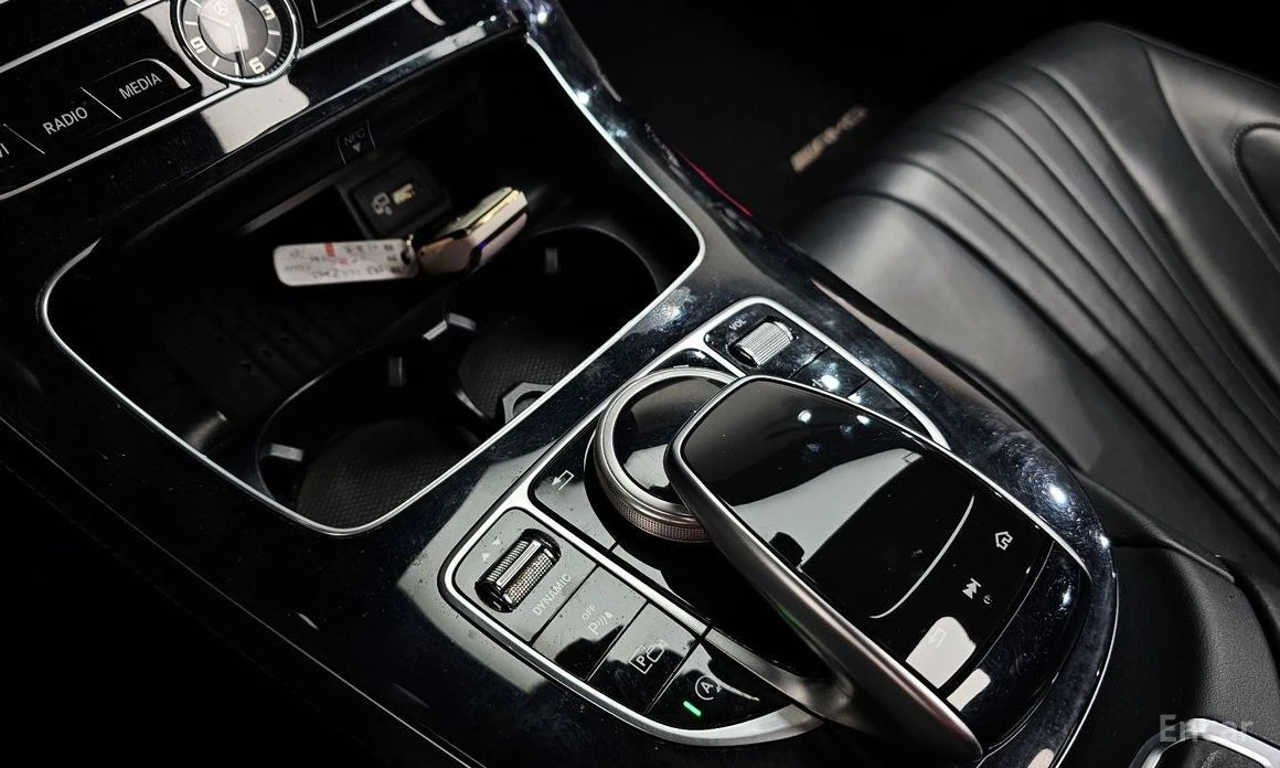 Mercedes-Benz CLS 300  - изображение 9