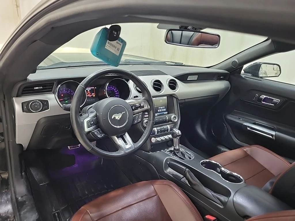 Ford Mustang  ECOBOOST PREMIUM | CARFAX - изображение 8