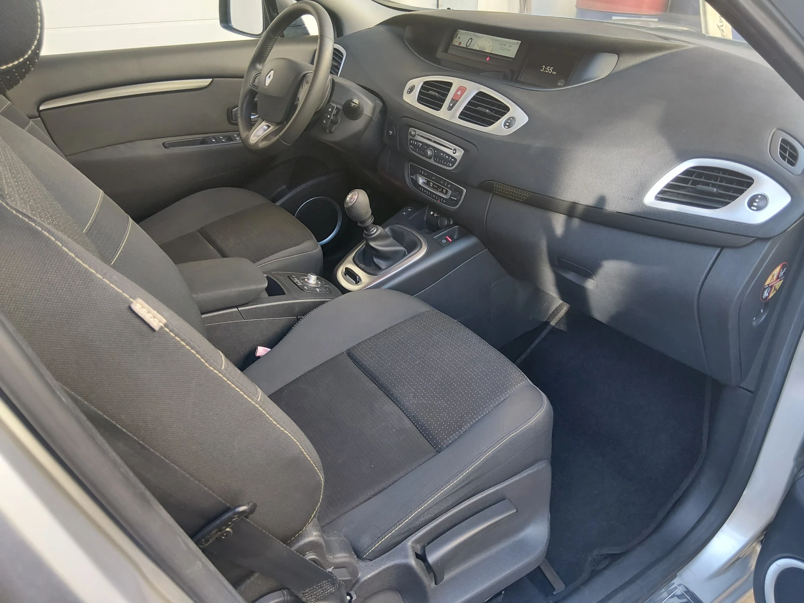 Renault Scenic XMOD - изображение 8