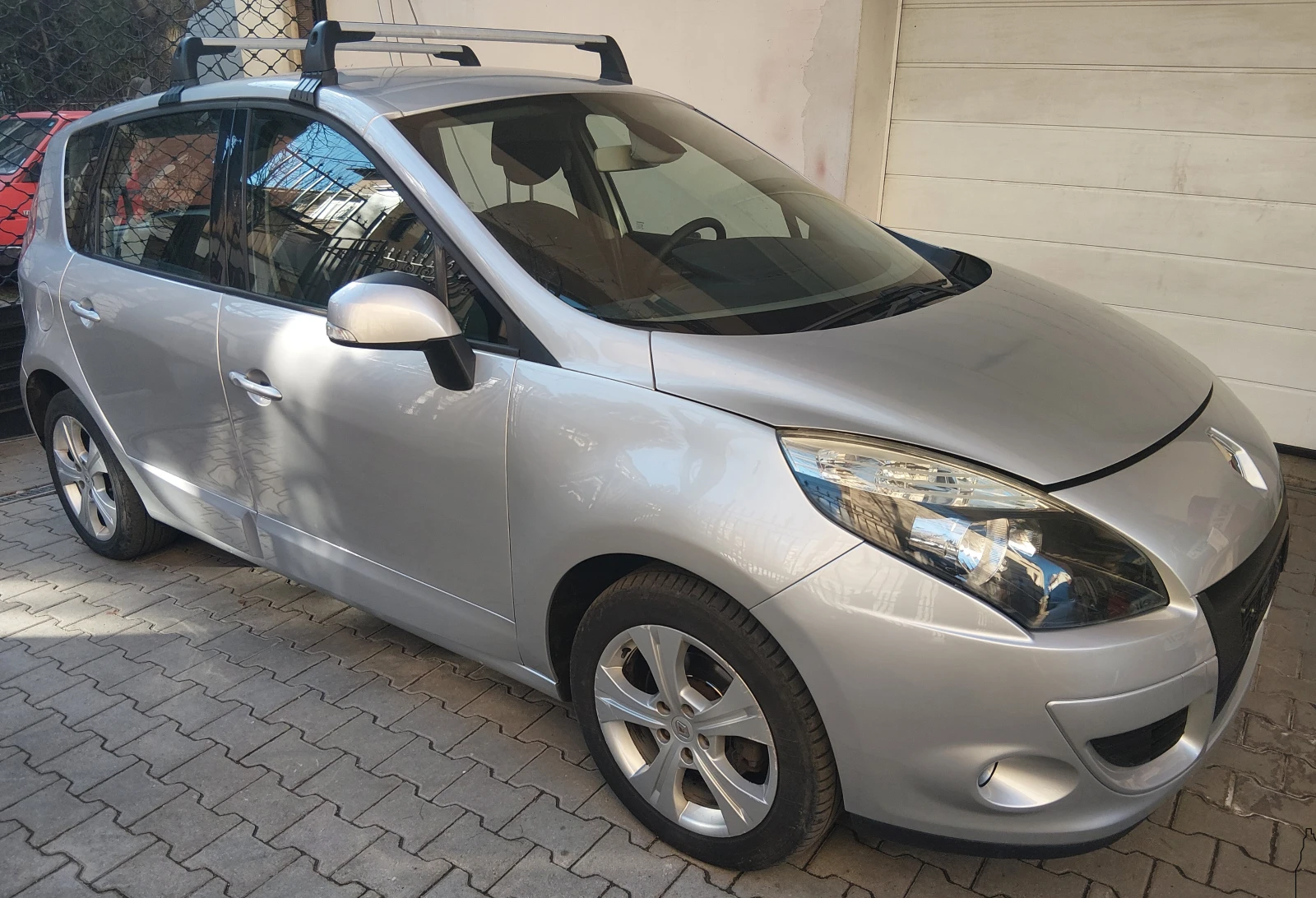 Renault Scenic XMOD - изображение 3