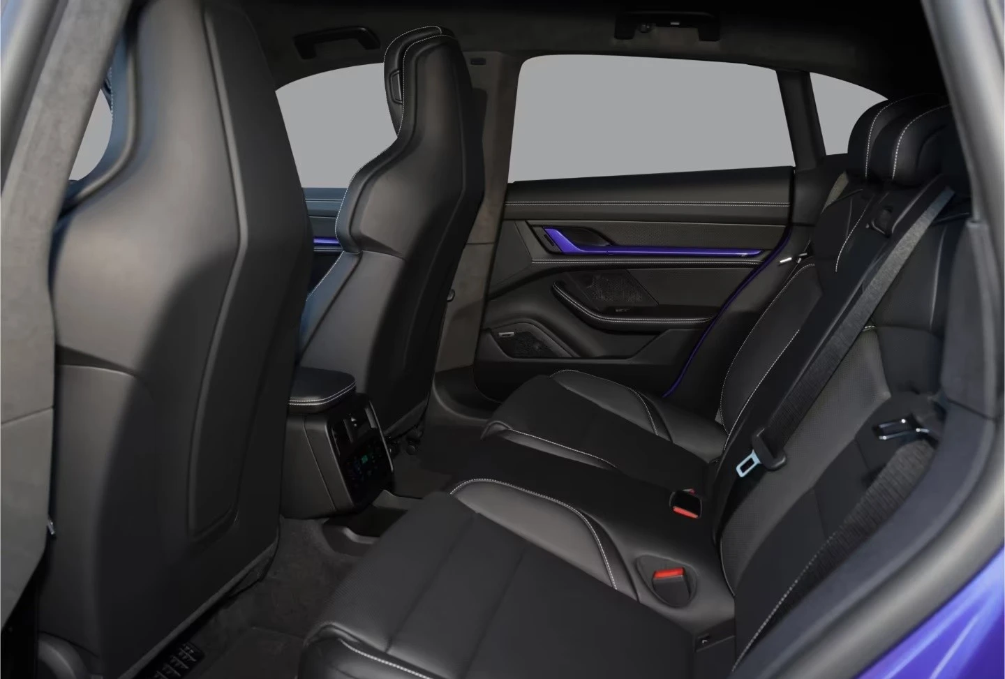 Porsche Taycan GTS SPORT TURISMO BOSE HEAD-UP, снимка 15 - Автомобили и джипове - 53991034