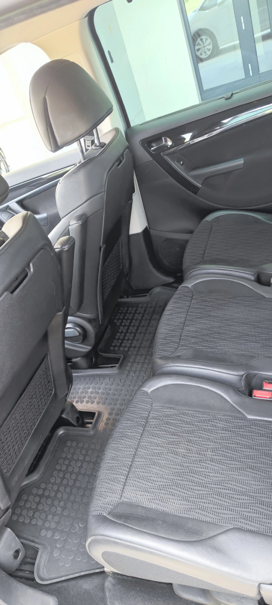 Citroen Grand C4 Picasso EXCLUSIVE, снимка 9 - Автомобили и джипове - 54000066