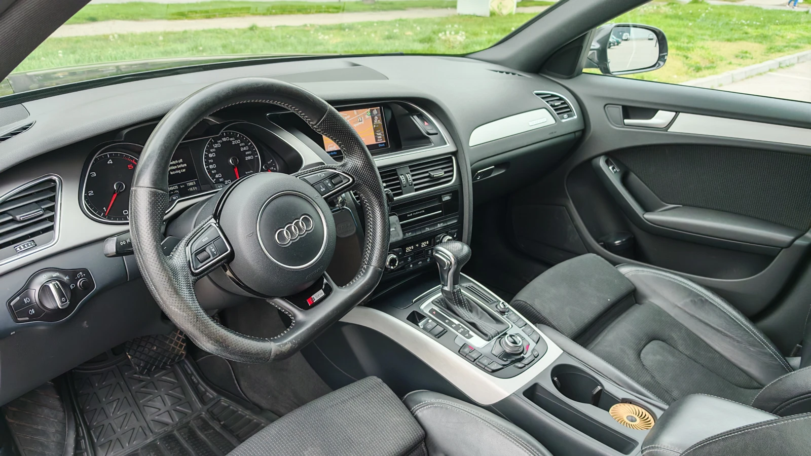 Audi A4 2.0TDI, S-line, Quattro, снимка 12 - Автомобили и джипове - 54381109