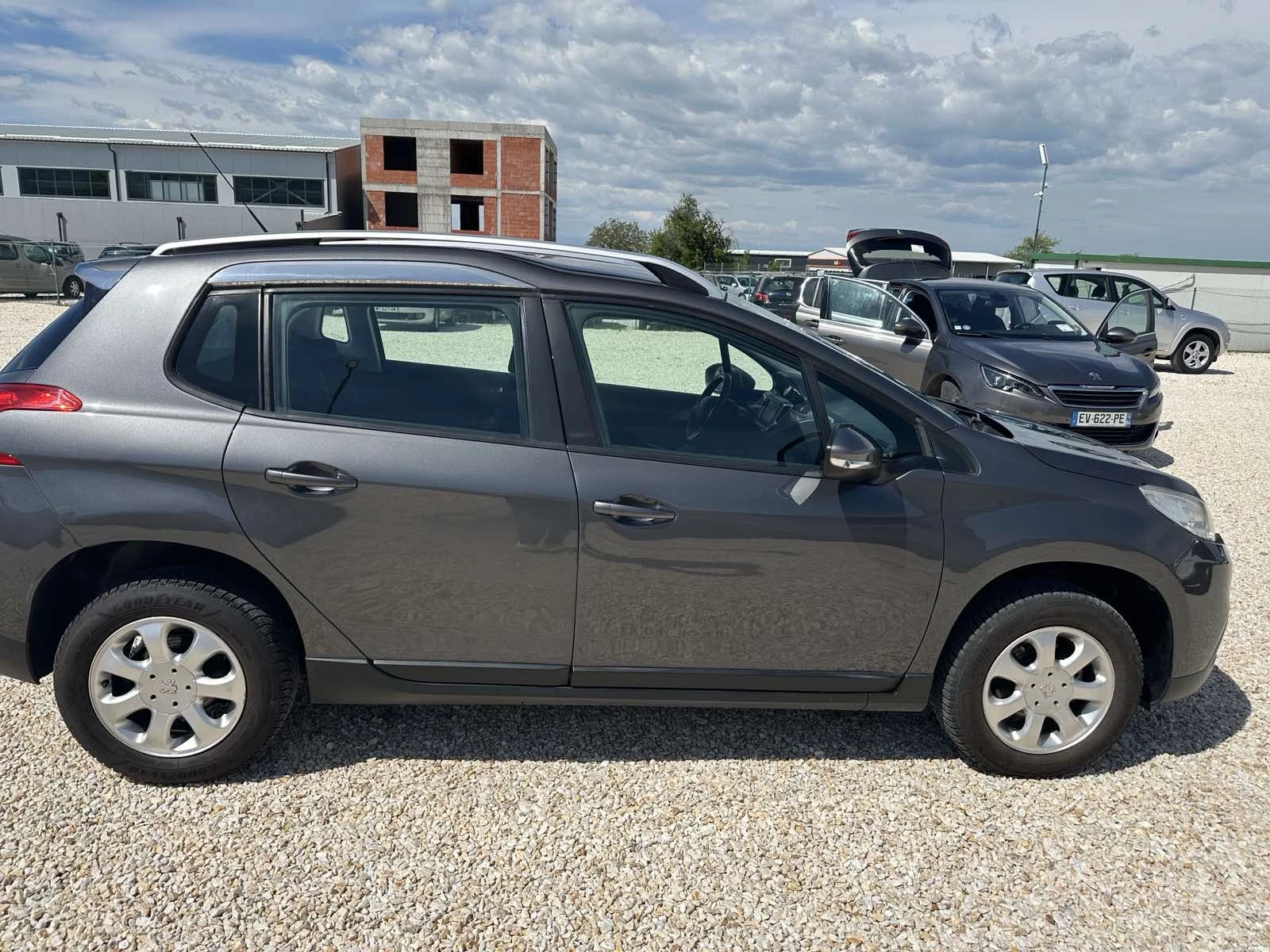 Peugeot 2008 1.6  TOP, снимка 4 - Автомобили и джипове - 54478992