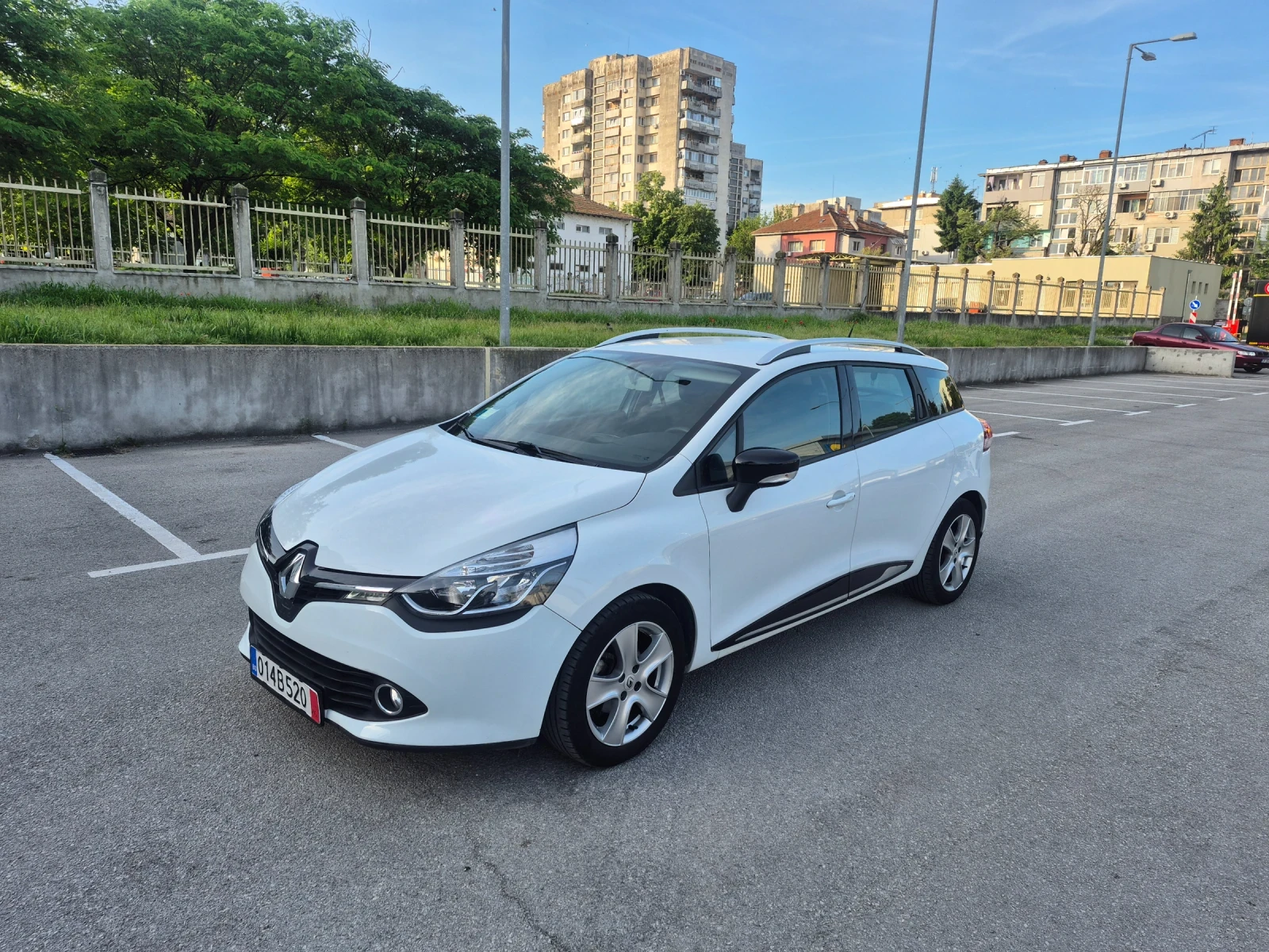 Renault Clio Внимание!  74.000 км