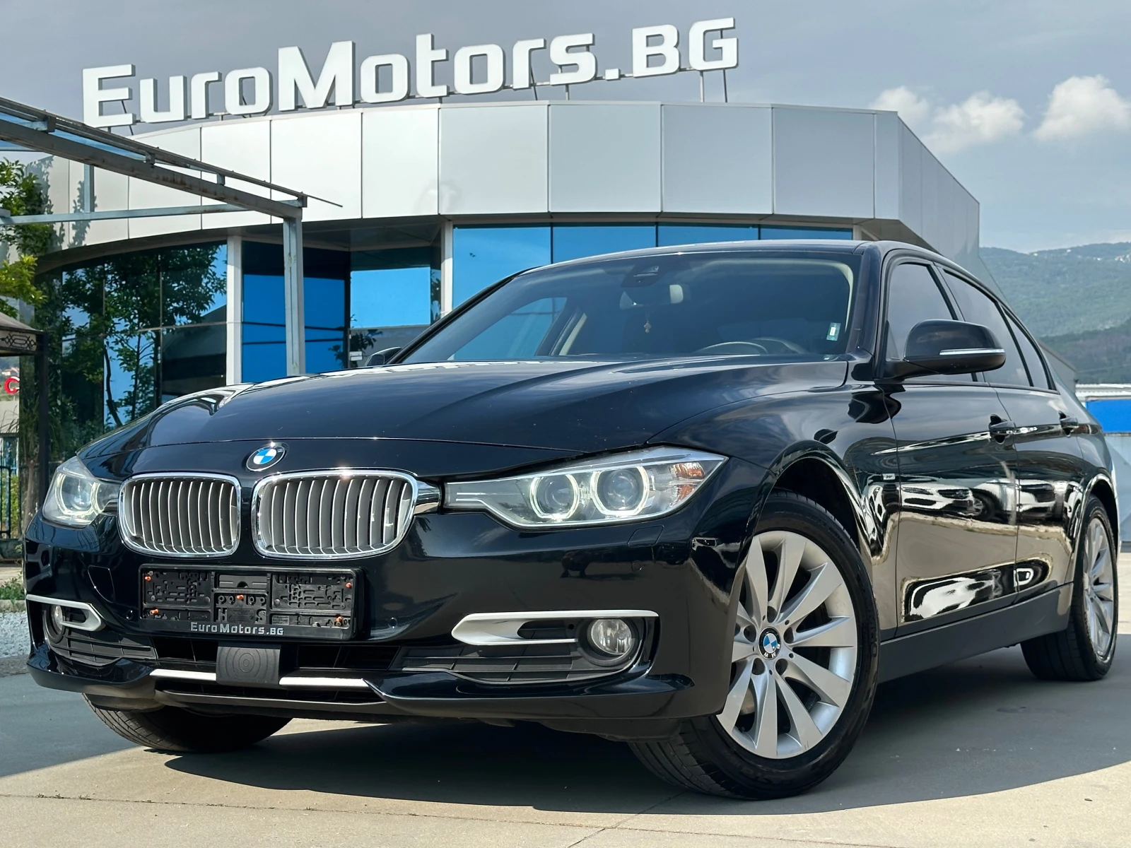 BMW 320 d, X-Drive, DISTR, HEAD-UP, СМЕНЕНИ ВЕРИГИ!