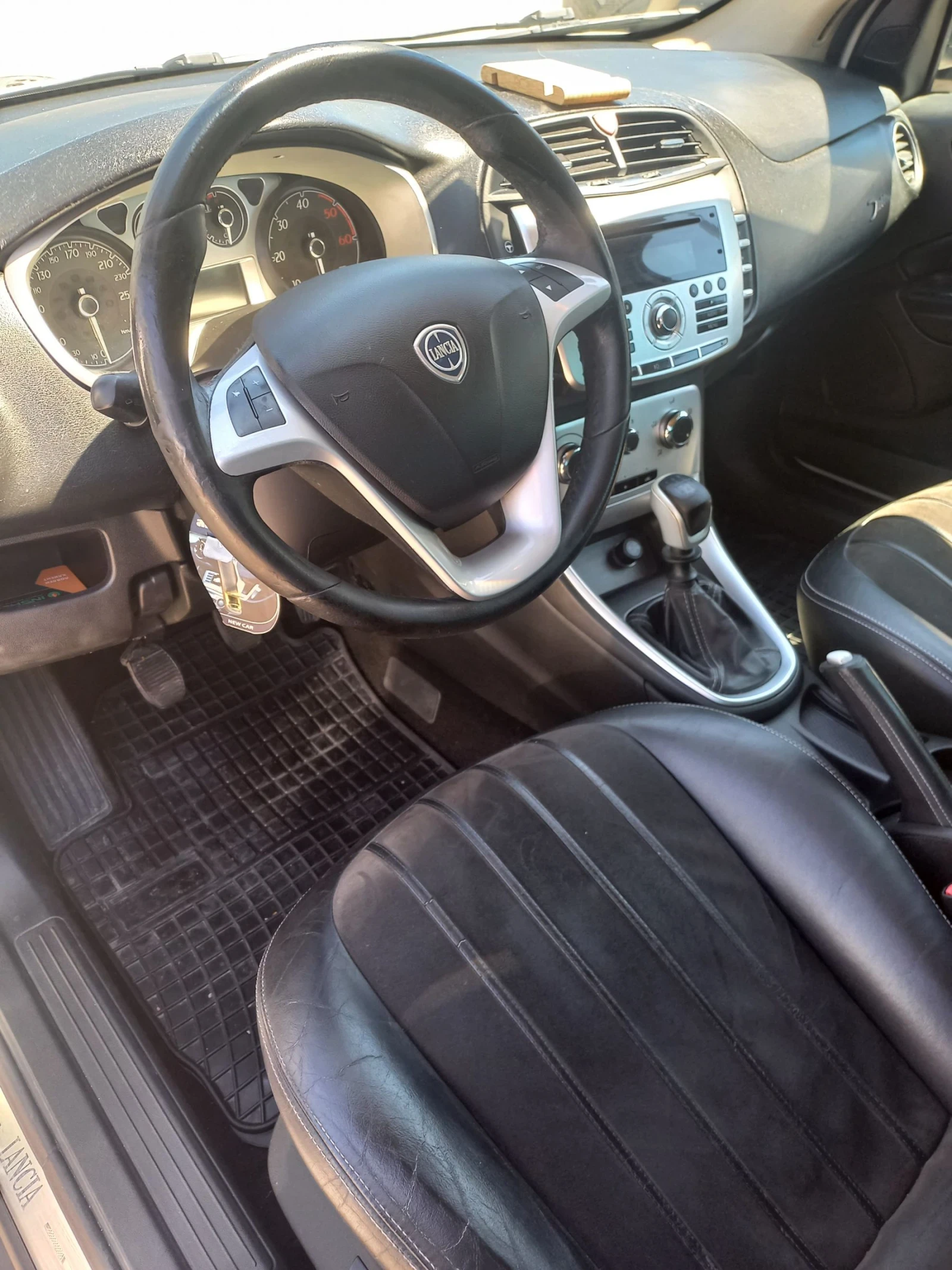 Lancia Delta, снимка 8 - Автомобили и джипове - 55165821