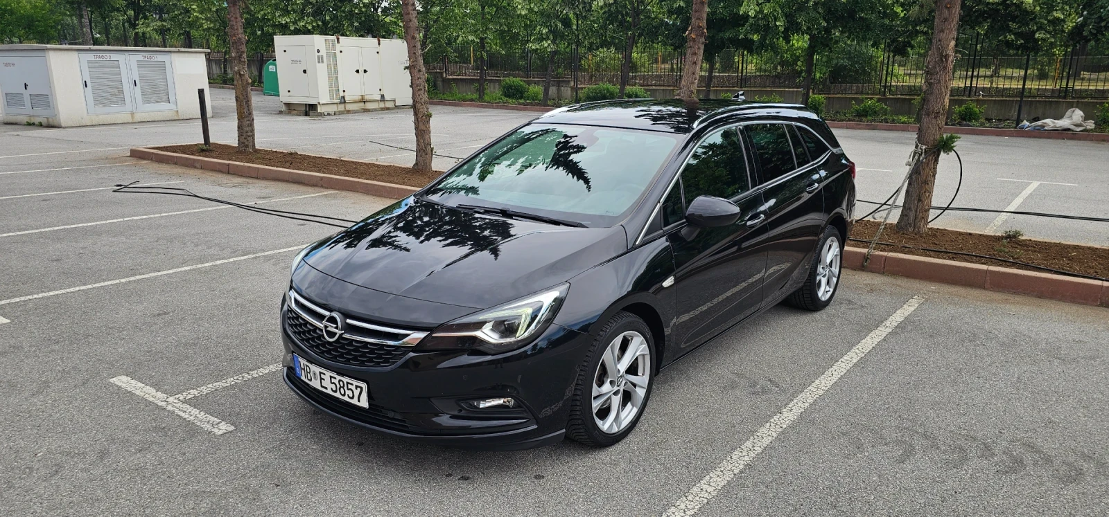Opel Astra Ultimate, Keyless, Обдухване, снимка 8 - Автомобили и джипове - 55327183