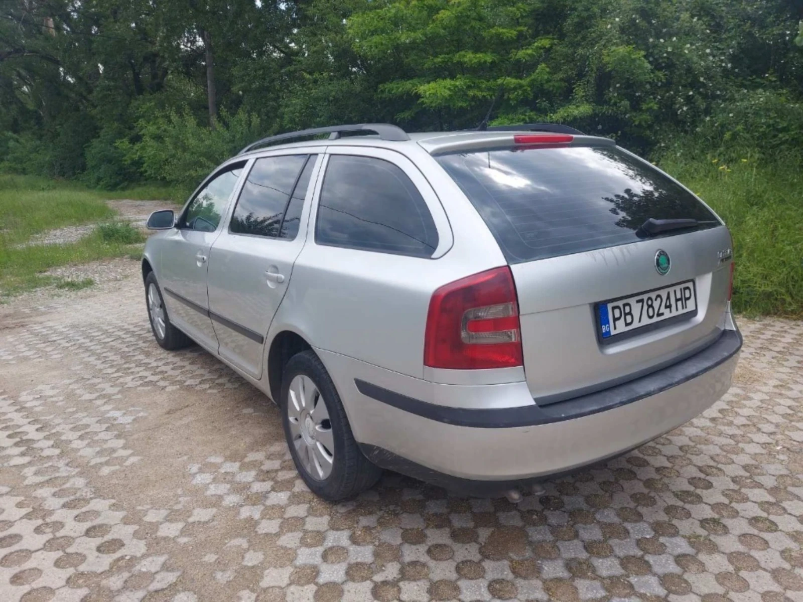 Skoda Octavia 1.9 TDI, снимка 4 - Автомобили и джипове - 55404301