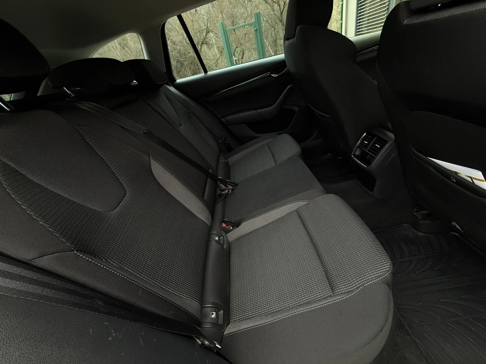 Skoda Octavia, снимка 9 - Автомобили и джипове - 55482050