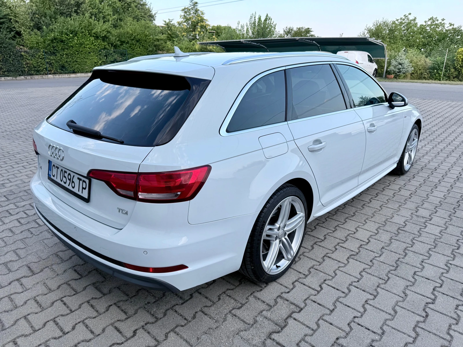 Audi A4, снимка 4 - Автомобили и джипове - 55548564
