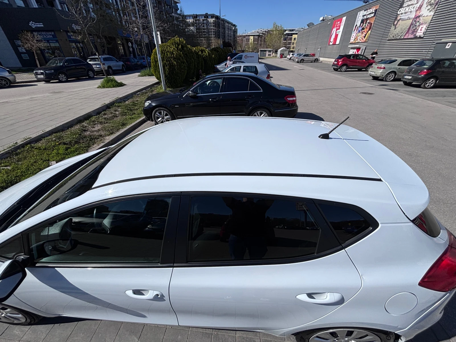 Kia Ceed 1.6 CRDI, снимка 6 - Автомобили и джипове - 55671540