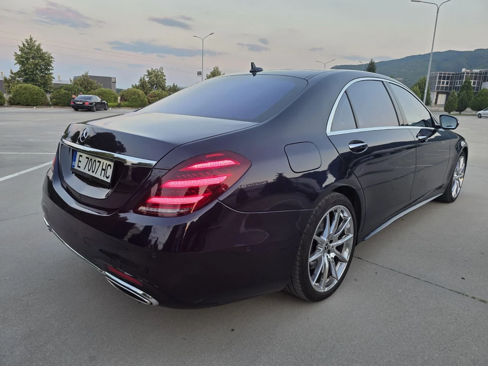 Mercedes-Benz S 560, снимка 5 - Автомобили и джипове - 55771515