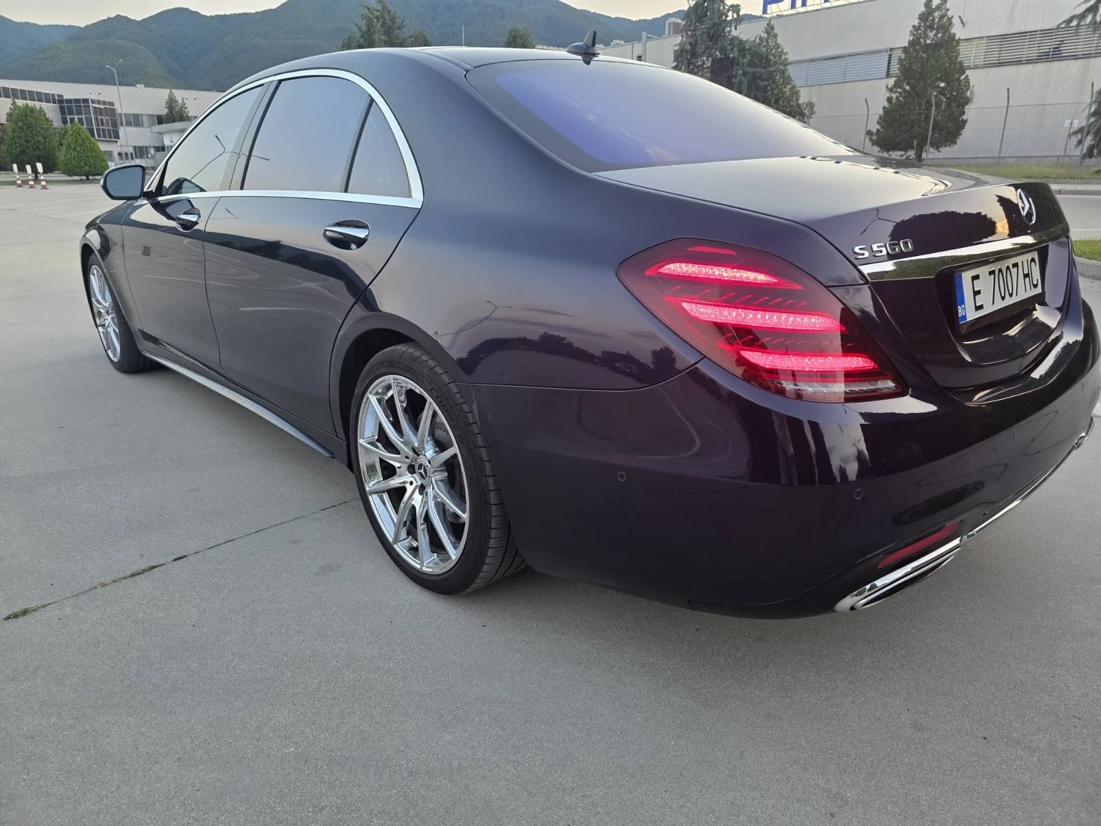Mercedes-Benz S 560, снимка 3 - Автомобили и джипове - 55771515