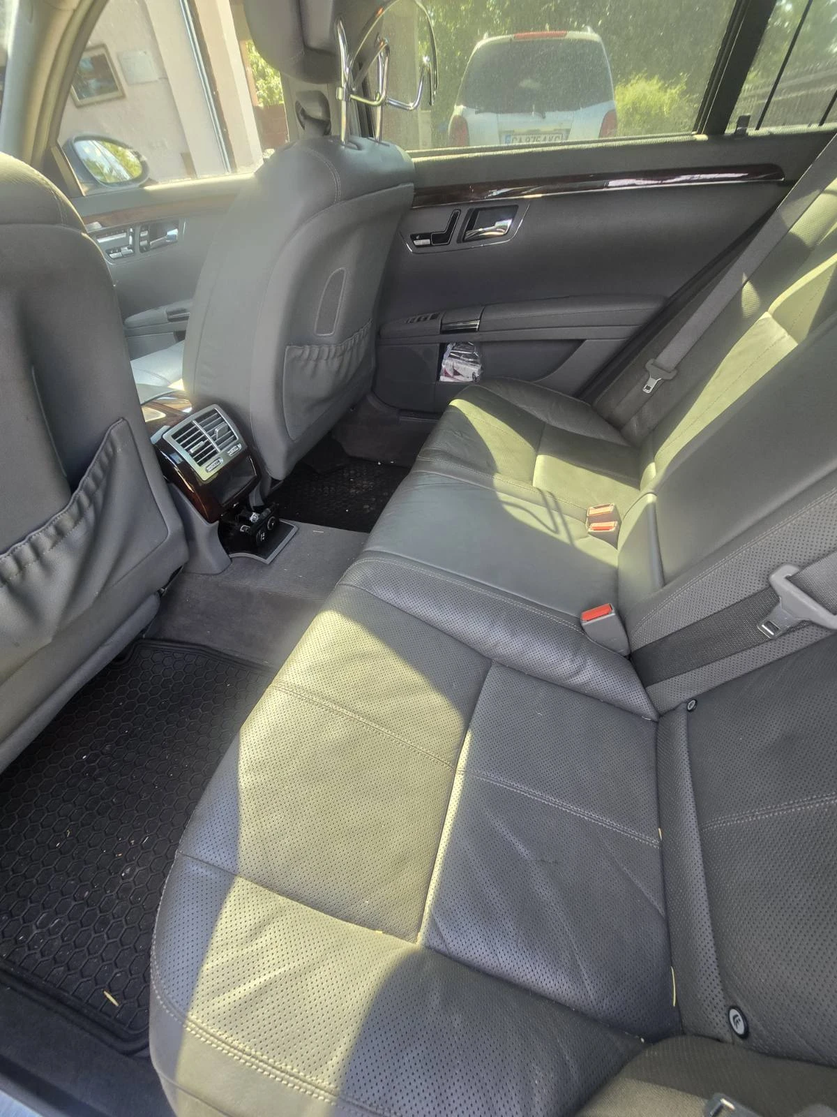 Mercedes-Benz S 550 S 550 4MATIC Long, снимка 9 - Автомобили и джипове - 55941103