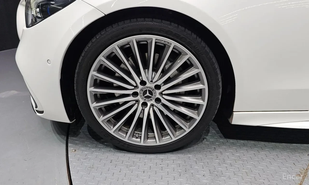 Mercedes-Benz C 300 4MATIC AMG LineПАНОРАМА/ДИСТРОНИК/360 КАМЕРИ, снимка 5 - Автомобили и джипове - 56041684