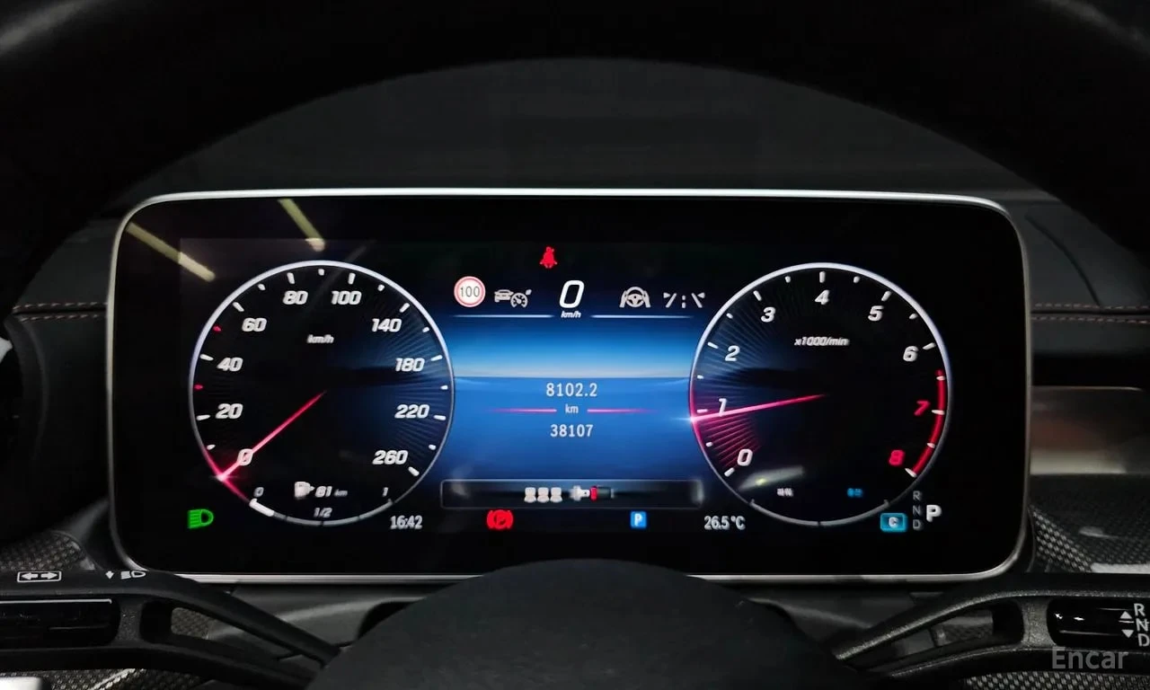 Mercedes-Benz C 300 4MATIC AMG LineПАНОРАМА/ДИСТРОНИК/360 КАМЕРИ, снимка 8 - Автомобили и джипове - 56041684