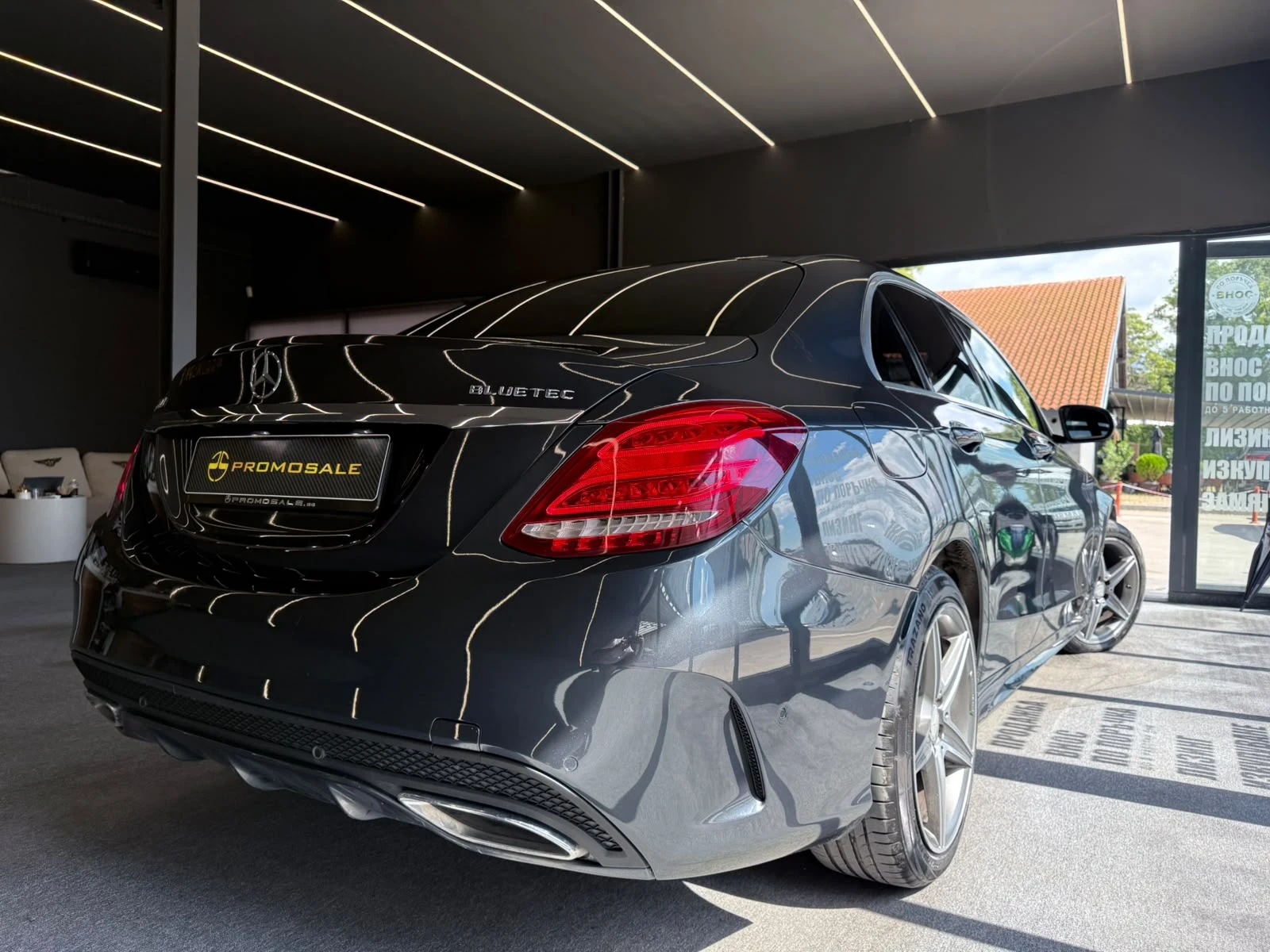 Mercedes-Benz C 220 d* Bluetec* AMG* ЛИЗИНГ , снимка 6 - Автомобили и джипове - 56072828
